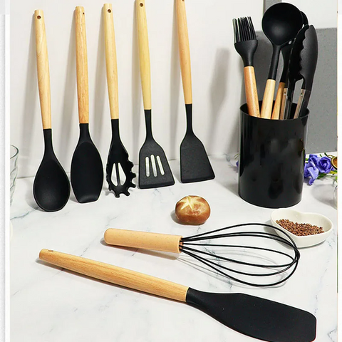 Kit Chef Elegance: 10 Utensílios de Cozinha em Silicone com cabo de Madeira e de BRINDE ganhe um Pegador de Salada e um Porta Utensílios